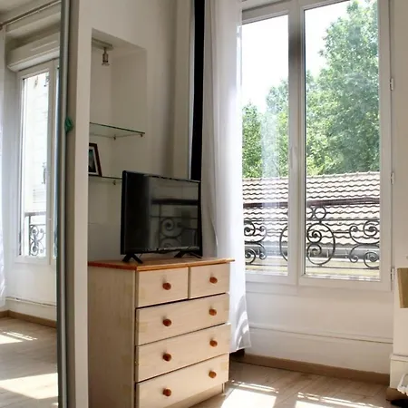 Appartamento Charming In Oberkampf *